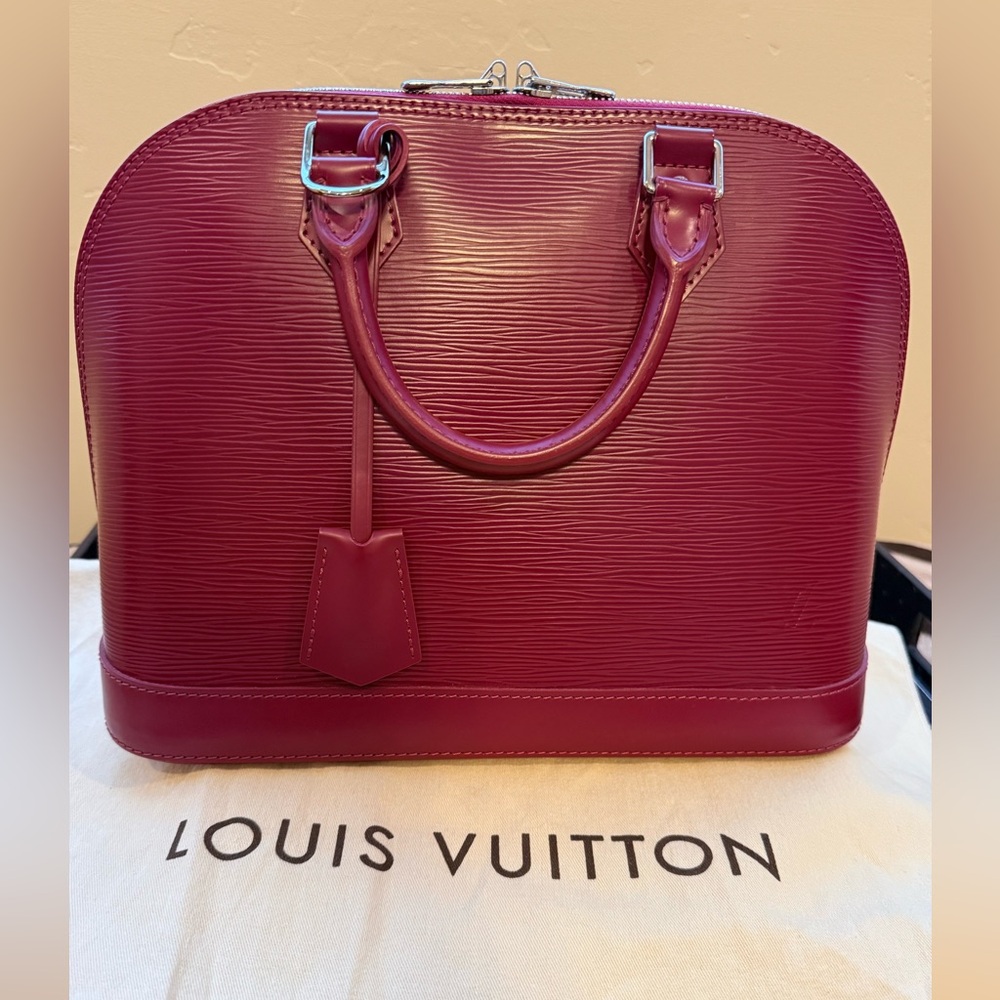 Louis Vuitton Alma PM Epi Rubis